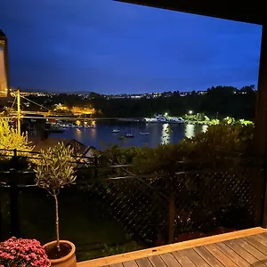  Appartement With Sea View!